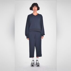 NWT Paper Label Midnight Blue Sweatshirt and Pants Set, Size M
